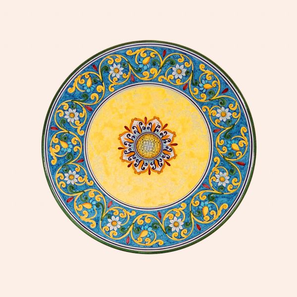 LEO004 T  - TOP - In the photo: 80 cm. diameter table<BR><BR>Volcanic stone, 3 cm thick. Suitable for inside and outside, resistant to a temperature range of -60 to 1000 °C.
